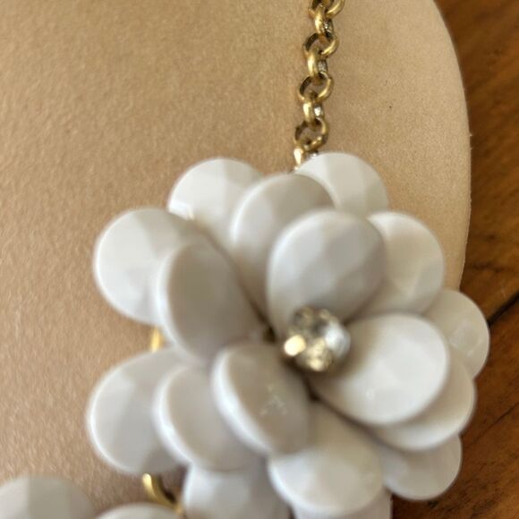 J. Crew White Floral Necklace with Gold Chain - Picture 3 of 5